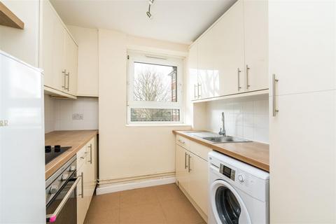 1 bedroom flat for sale, Adams Gardens Estate, Rotherhithe Village, SE16