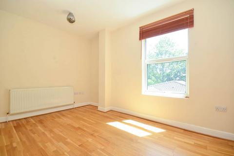 2 bedroom flat to rent, Manbey Park Road, Stratford, London, E15