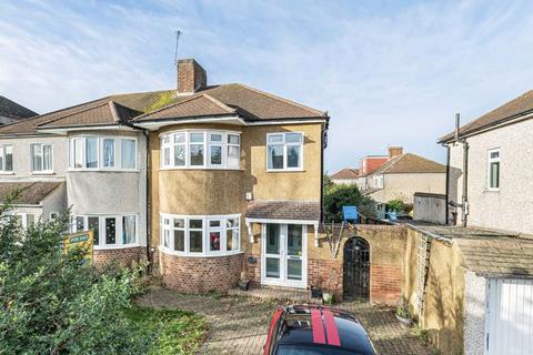 3 bedroom semi-detached house for sale, Wren Road, Sidcup