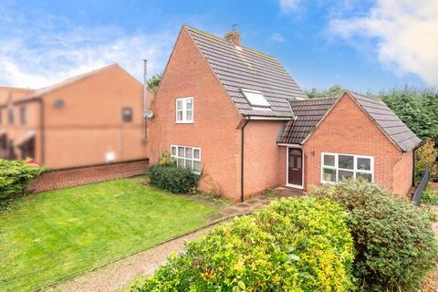 3 bedroom detached house for sale, Steeple House, High Street, South Clifton, Newark