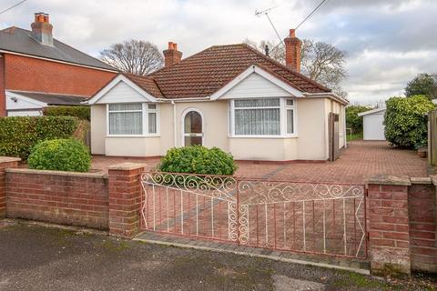 2 bedroom detached bungalow for sale, Totton