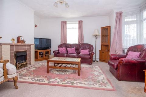 2 bedroom detached bungalow for sale, Totton