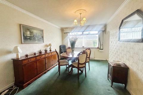 1 bedroom semi-detached bungalow for sale, Lynmouth Close, Radcliffe