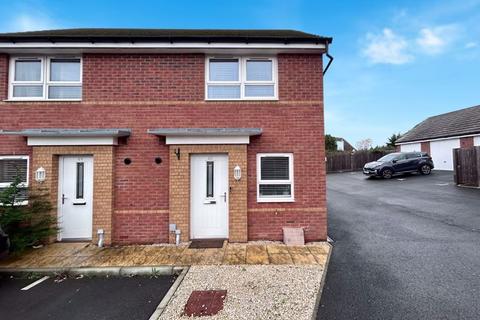 2 bedroom end of terrace house for sale, Cromwell Avenue, East Cowes