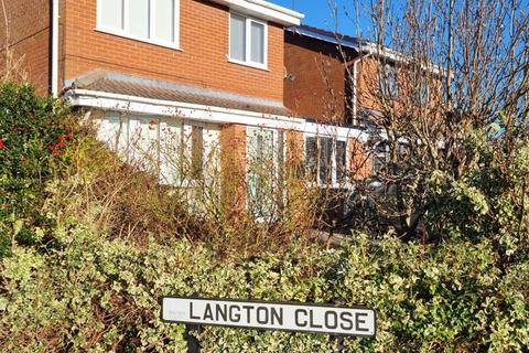 3 bedroom detached house for sale, Langton Close, Widnes