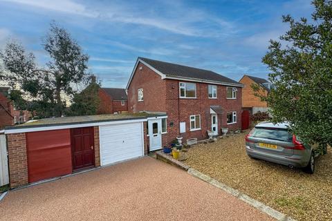 5 bedroom detached house for sale, Barrowby Road, Grantham