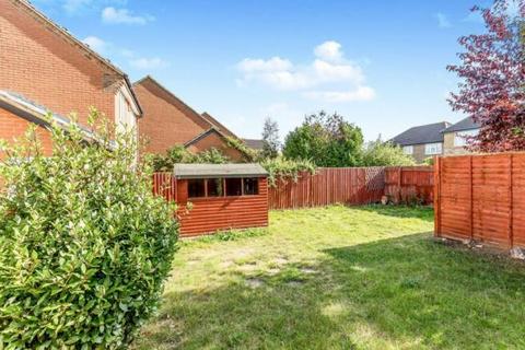 3 bedroom detached house to rent, Wallinger Drive, Shenley Brook End, MK5 7BP