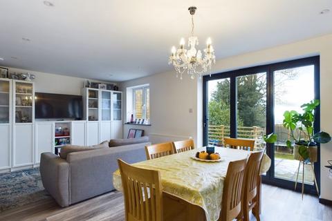 28 Axbridge Road, Bath, BA2 5PW