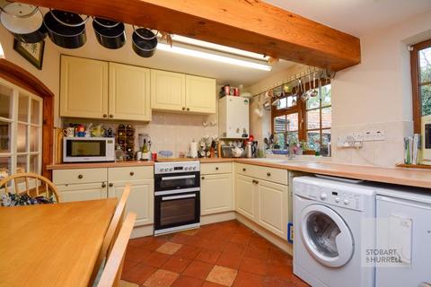 4 bedroom character property for sale, The Street, Norwich NR10