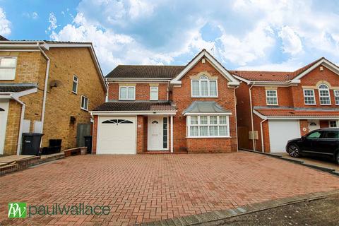 4 bedroom detached house for sale, Caldecot Avenue, Goffs Oak