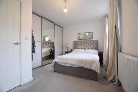 9 Jacob Grove, Whitehouse, Milton Keynes, MK8 1EE