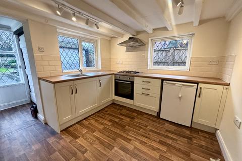 2 bedroom cottage to rent, The Castle Way, Willington