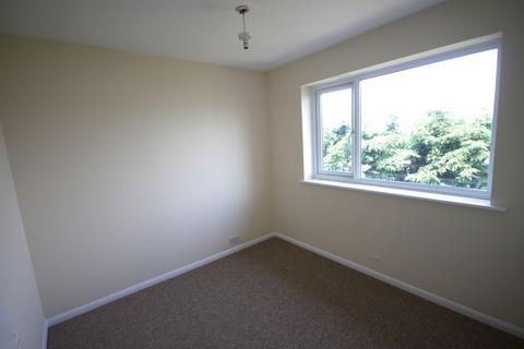 2 bedroom terraced house to rent, Winchester Close, Weymouth DT4