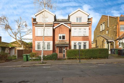 1 bedroom flat to rent, Fulready Road, Leytonstone