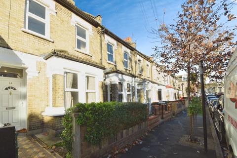 3 bedroom terraced house to rent, Rothsay Road