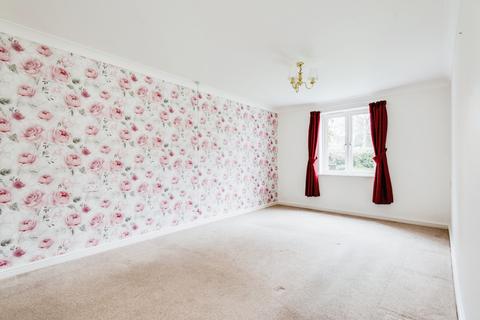 1 bedroom flat to rent, Dove Court, Faringdon