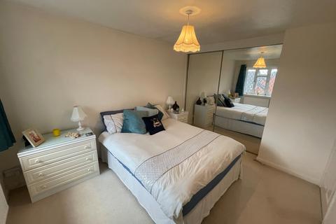 1 bedroom in a house share to rent, En-suite room - Barton Hills - Furnished - Bills Included