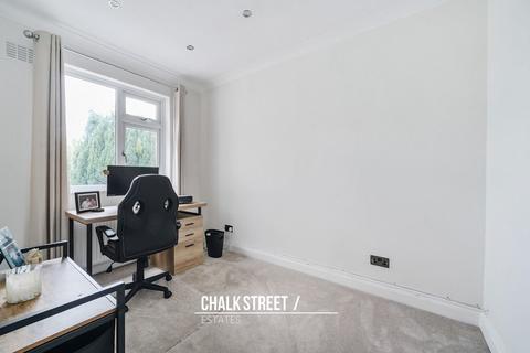 9 Cranham Gardens, Upminster, RM14 1JG