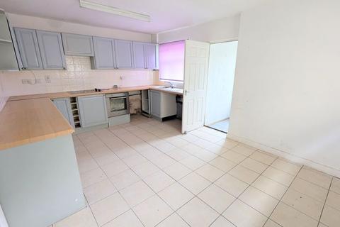 9 Bowes Drive, Cannock, WS11 5JH