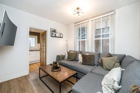 2 bedroom maisonette for sale, London SW2