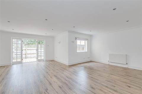 5 bedroom semi-detached house to rent, London SW8