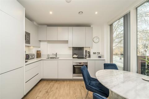 1 bedroom maisonette for sale, London SE17