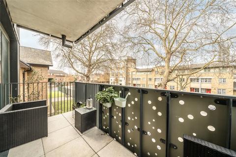 1 bedroom maisonette for sale, London SE17