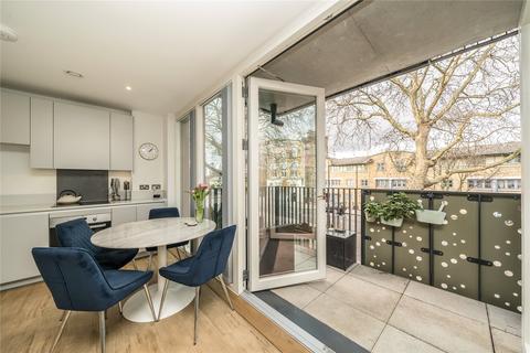 1 bedroom maisonette for sale, London SE17