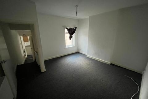 1 bedroom flat to rent, Oxford Street, Grimsby, Lincolnshire, DN32