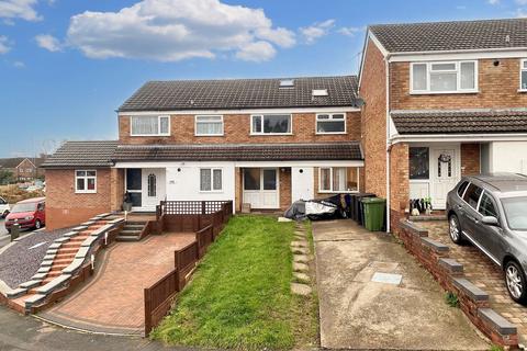 4 bedroom terraced house for sale, Medway Road, Worcester WR5