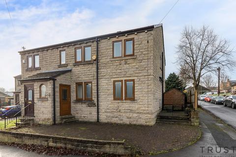 4 bedroom semi-detached house for sale, Emerald Street, Batley