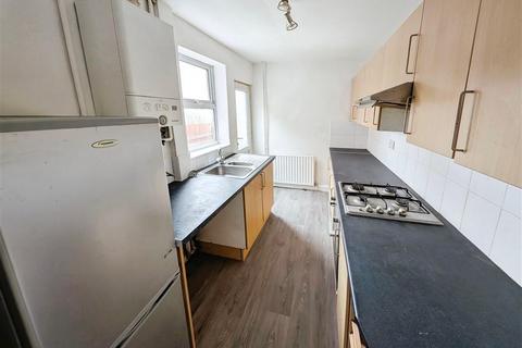 2 bedroom end of terrace house for sale, St Albans Road, Arnold, Nottingham, NG5 6GW