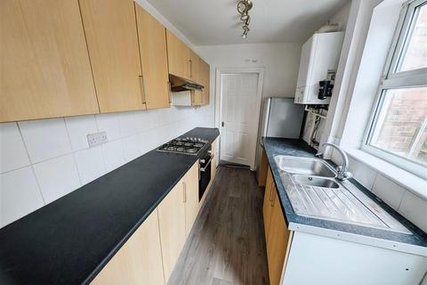 2 bedroom end of terrace house for sale, St Albans Road, Arnold, Nottingham, NG5 6GW