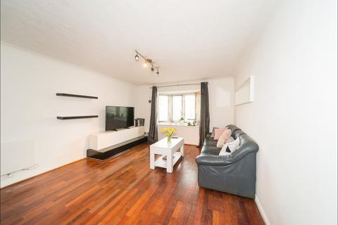 1 bedroom flat to rent, Grant Road SW11