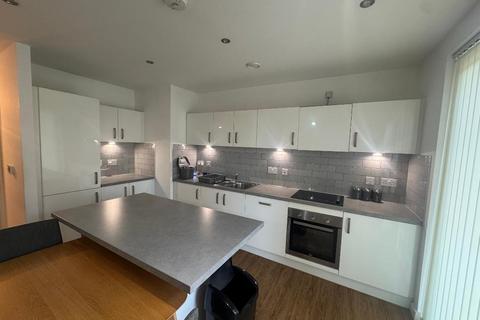 2 bedroom apartment to rent, City Road, Manchester, M15 5GP