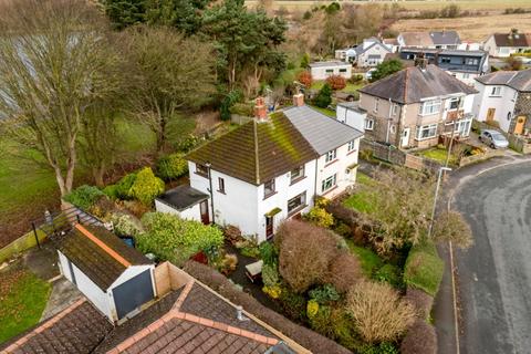 3 bedroom semi-detached house for sale, Tarn View Road, Yeadon, Leeds