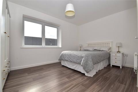 2 bedroom flat for sale, Admiral Court, 7 Riverside Wharf, Dartford, Kent, DA1