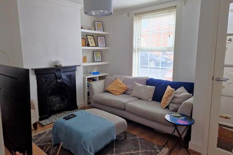 2 bedroom terraced house for sale, Ridley Road, Rochester