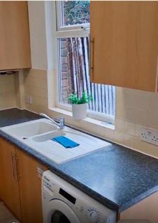 3 bedroom terraced house for sale, Berwick Road, London