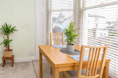 2 bedroom apartment for sale, Cotham Brow, Bristol BS6