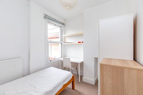 17 Sandford Road, Bristol, BS8 4QG