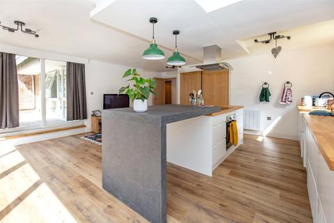 3 bedroom apartment to rent, Druid Woods, Bristol BS9