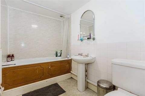 2 bedroom apartment to rent, Clifton Park Road, Bristol BS8