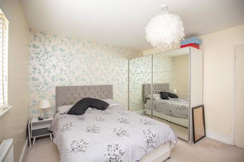 161 Long Cross, Bristol, BS11 0LY