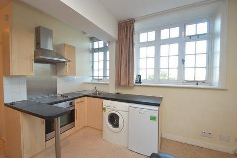 undefined, Portsmouth Road, Guildford GU2