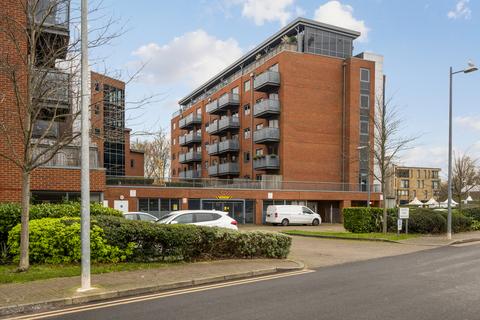 2 bedroom penthouse for sale, Chapter Way, Colliers Wood SW19