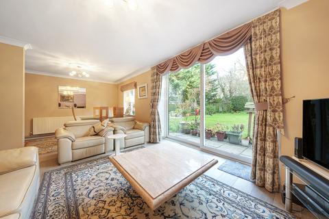4 Highfield, Harlow, CM18 6HE