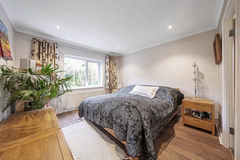 4 Highfield, Harlow, CM18 6HE