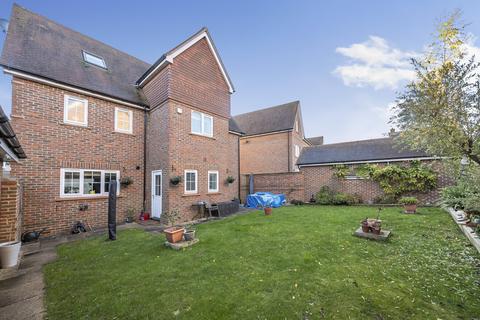 5 bedroom detached house for sale, Wedow Road, Dunmow CM6