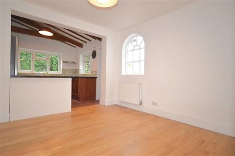 2 bedroom house to rent, Albert Street, St Albans